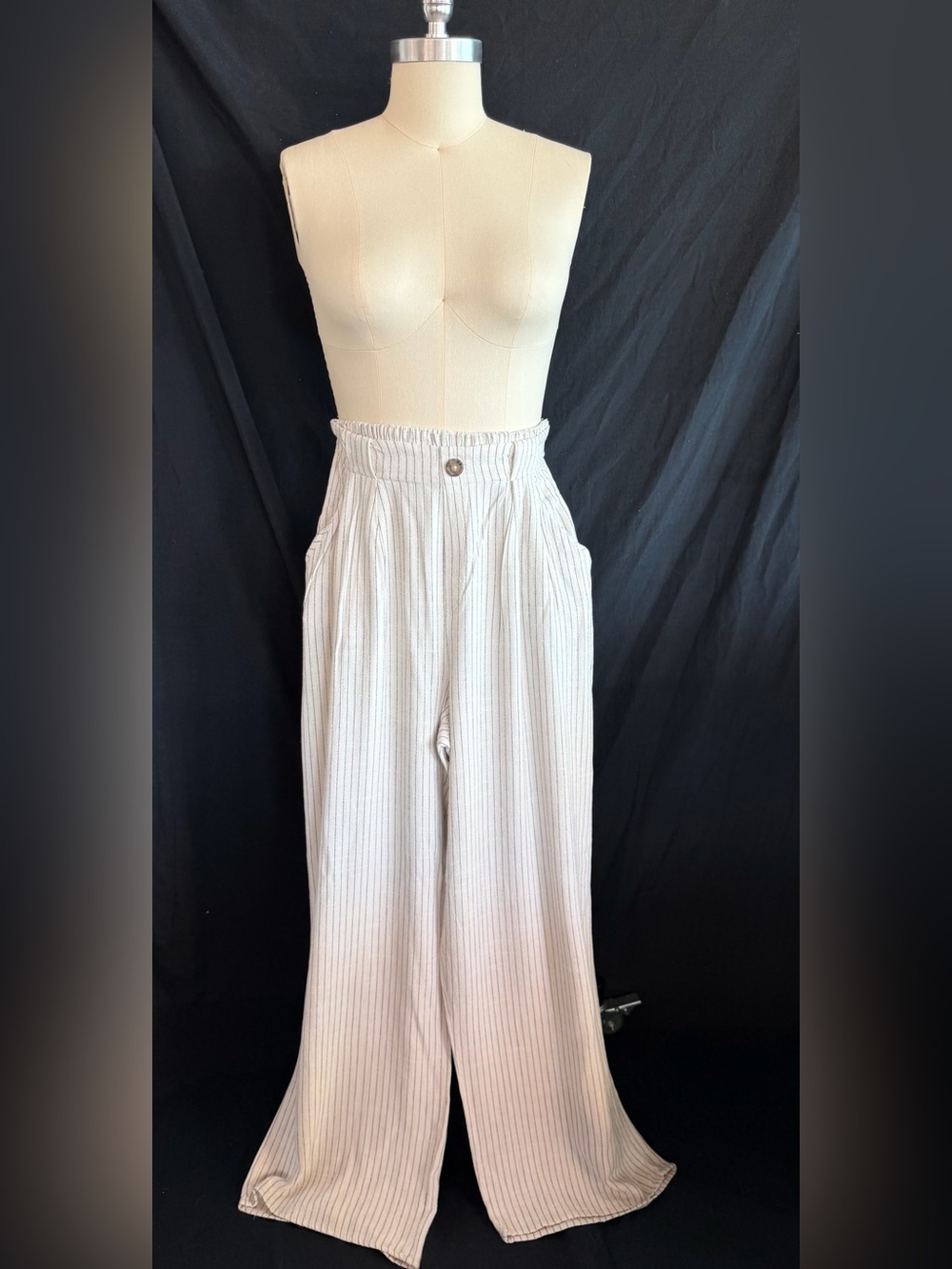 Wide-Leg Pinstripe Linen Pants